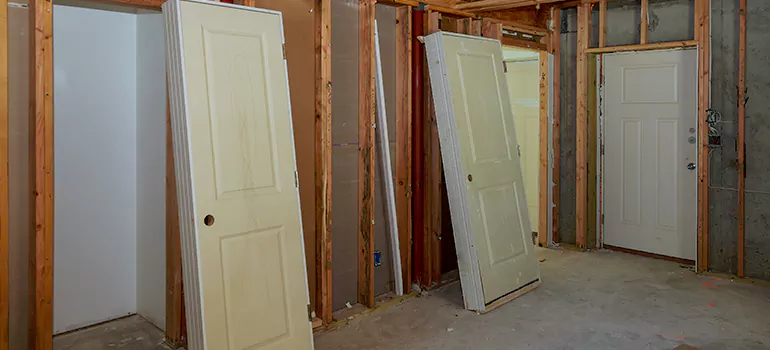 Heavy Duty Sliding Door in McKellar Island, ON