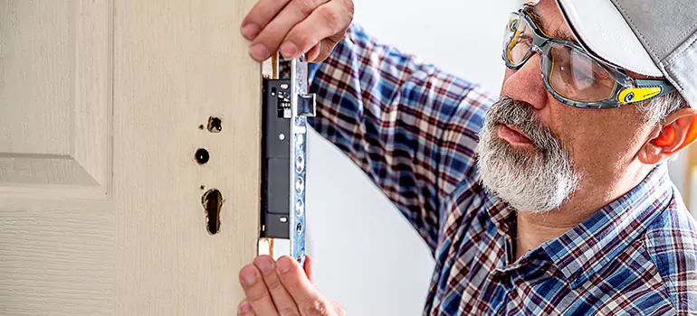 Exterior Door Handle Replacement in Intola, ON