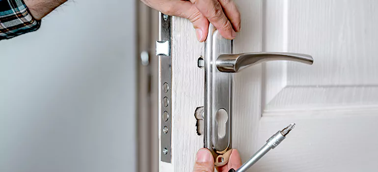 Front Door Knob Repair in McKellar Island, ON