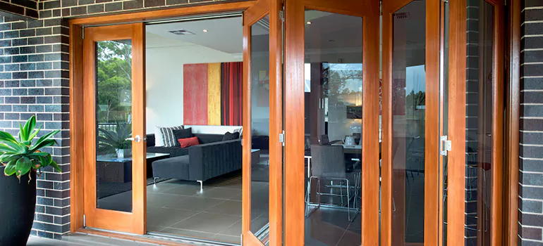 Folding Door Panel Repair in Mission Island, Ontario