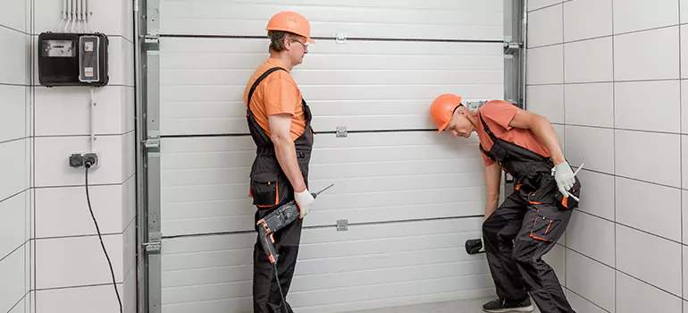 Garage Door Repair Company in Jumbo Gardins, ON